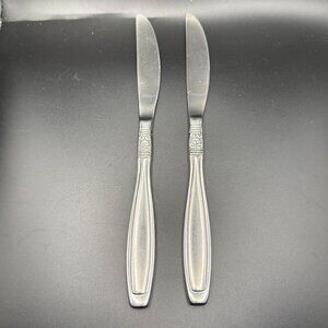 Oneida Vista Stainless Steel Dinner Knives Set Of 2 Vintage Flatware Silverware